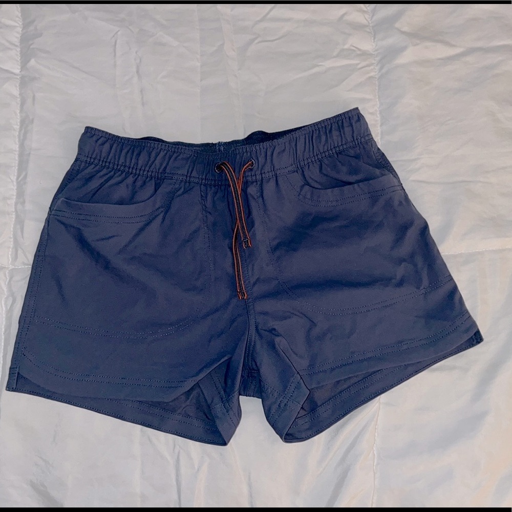 Girls REI shorts Blue size 10-12 (M). Worn only once! Perfect for hiking!